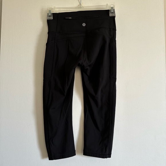 Lululemon Athletica Black Mind Over Miles Crop (17”) Leggings size 4 EUC - Picture 9 of 16